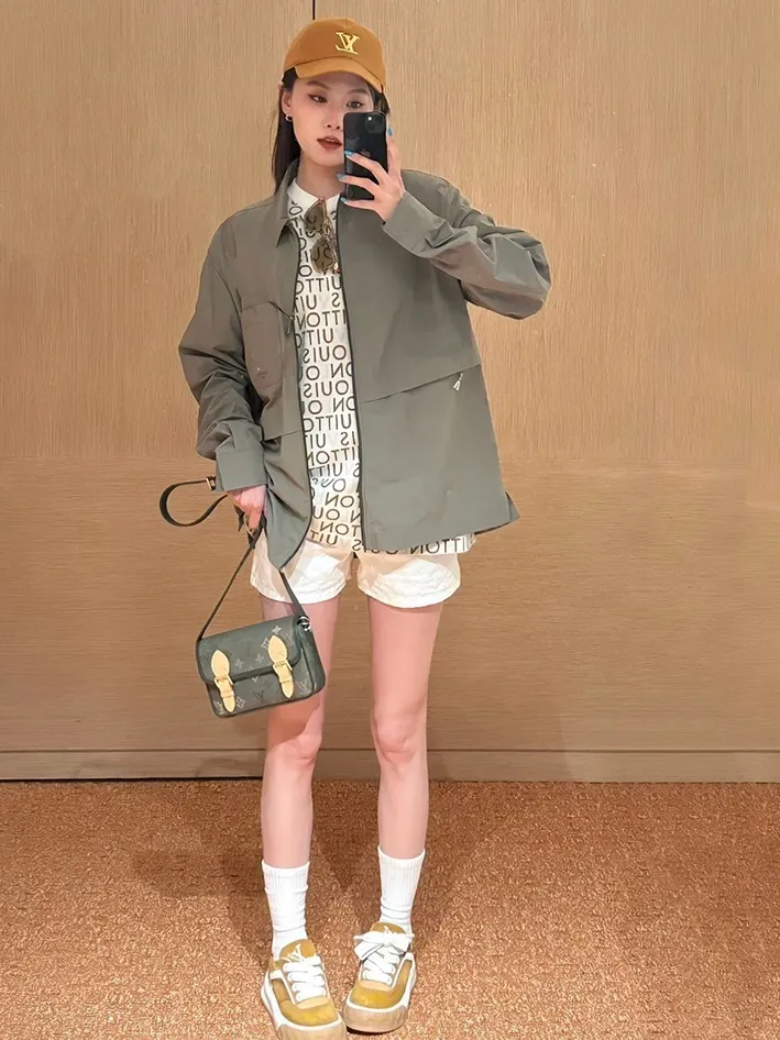 Louis Vuitton/